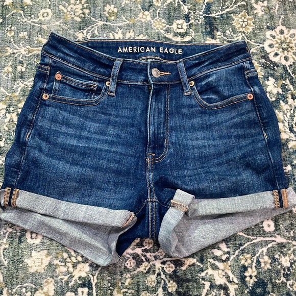 American Eagle Next Level High-Waisted Denim Short Short (Size 4) - Picture 1 of 6